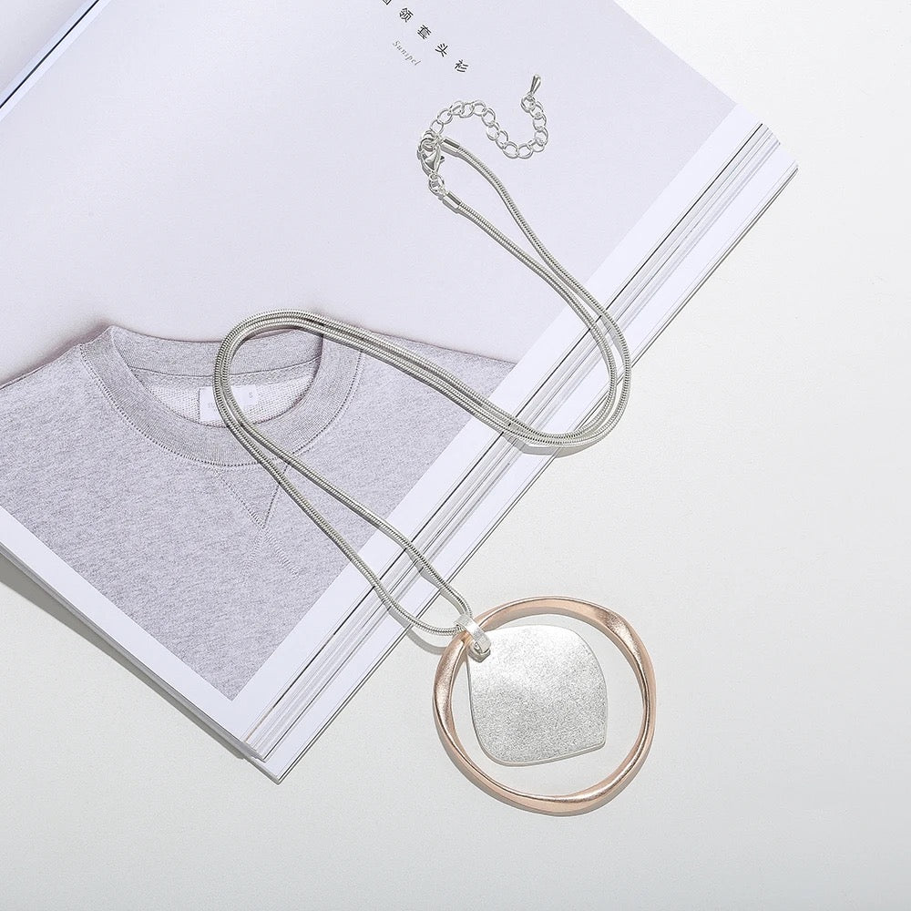 Colgante circular con rombo