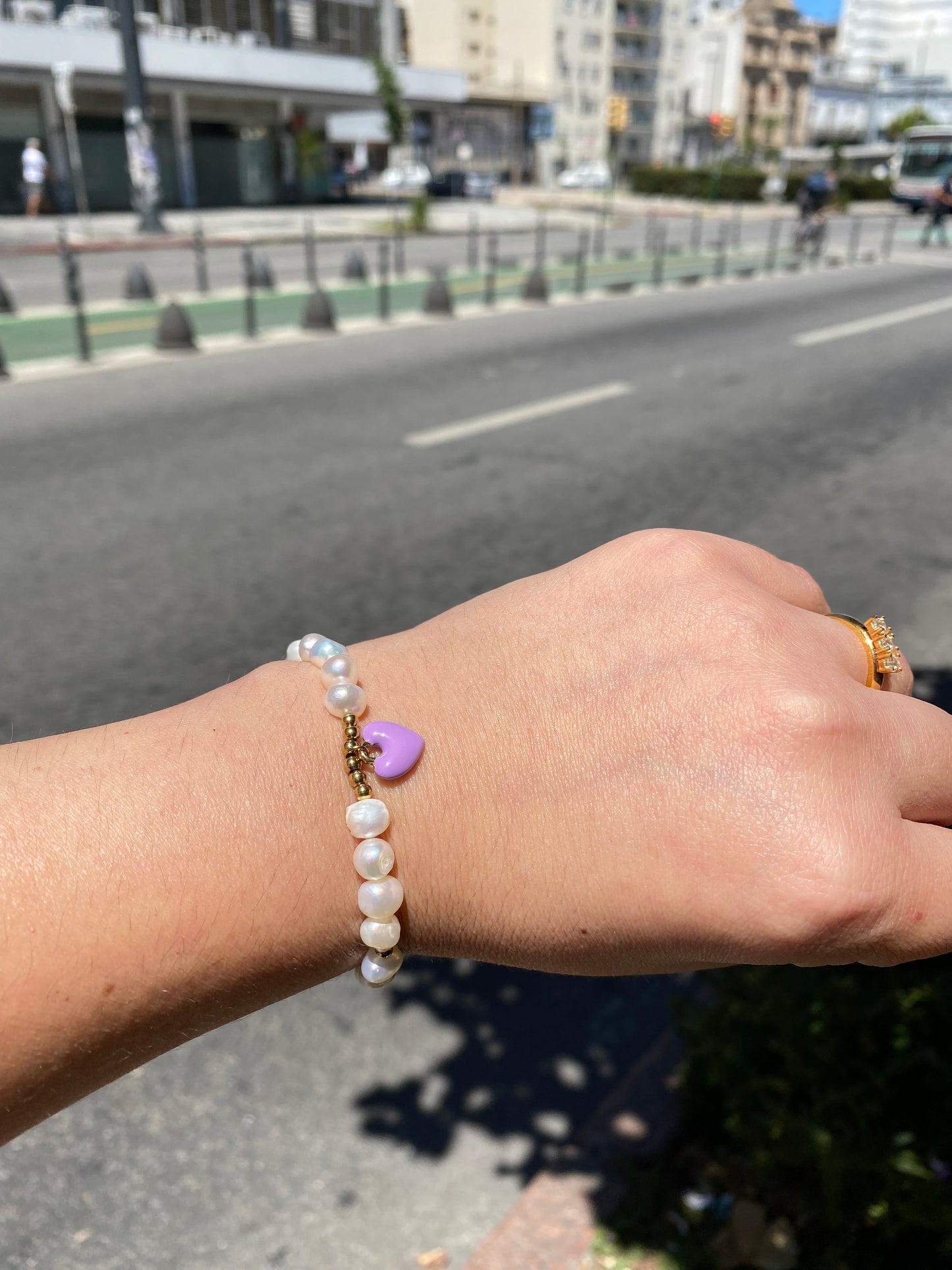 Pulsera perlas corazon lila