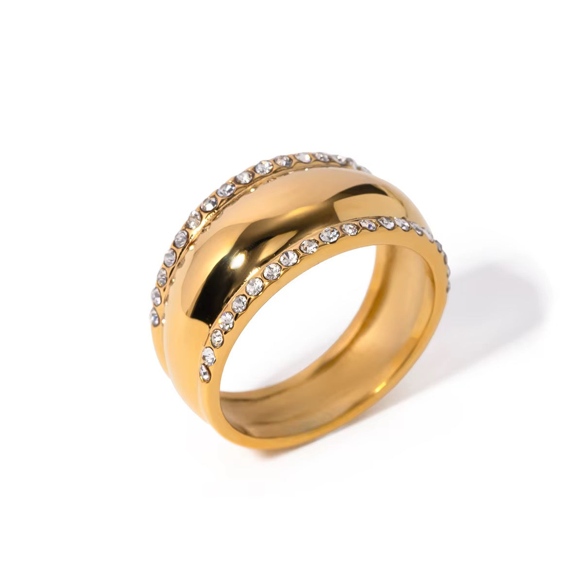 Anillo dorado con stras