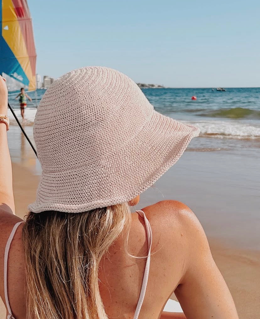 Capelina tipo tejida